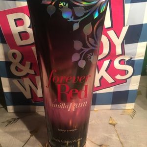 ***RARE*** B&BW Forever Red Vanilla Rum body cream